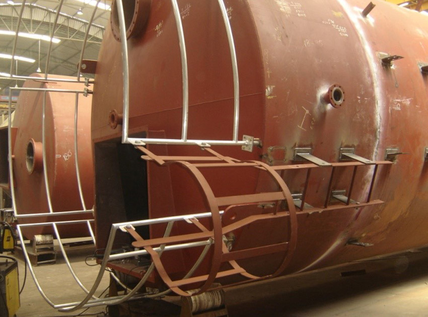 Tanques API calderaria hrm