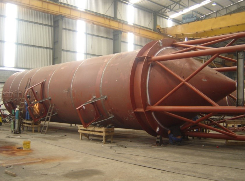 Tanques API calderaria hrm